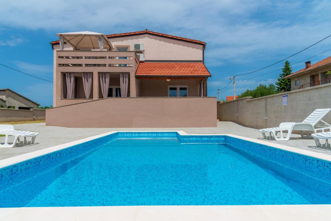 Apartmani Krzak Nin Extérieur photo