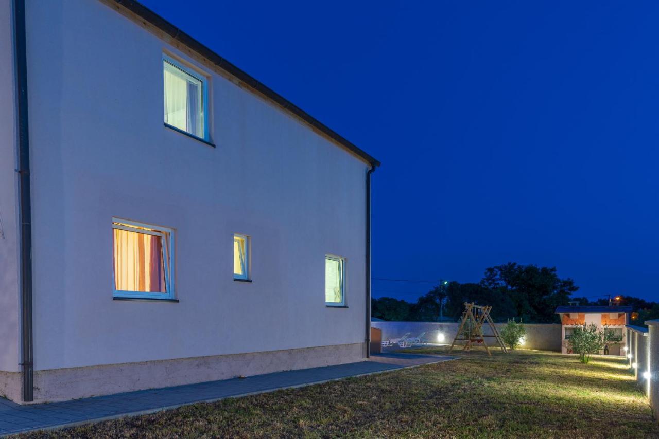 Apartmani Krzak Nin Extérieur photo