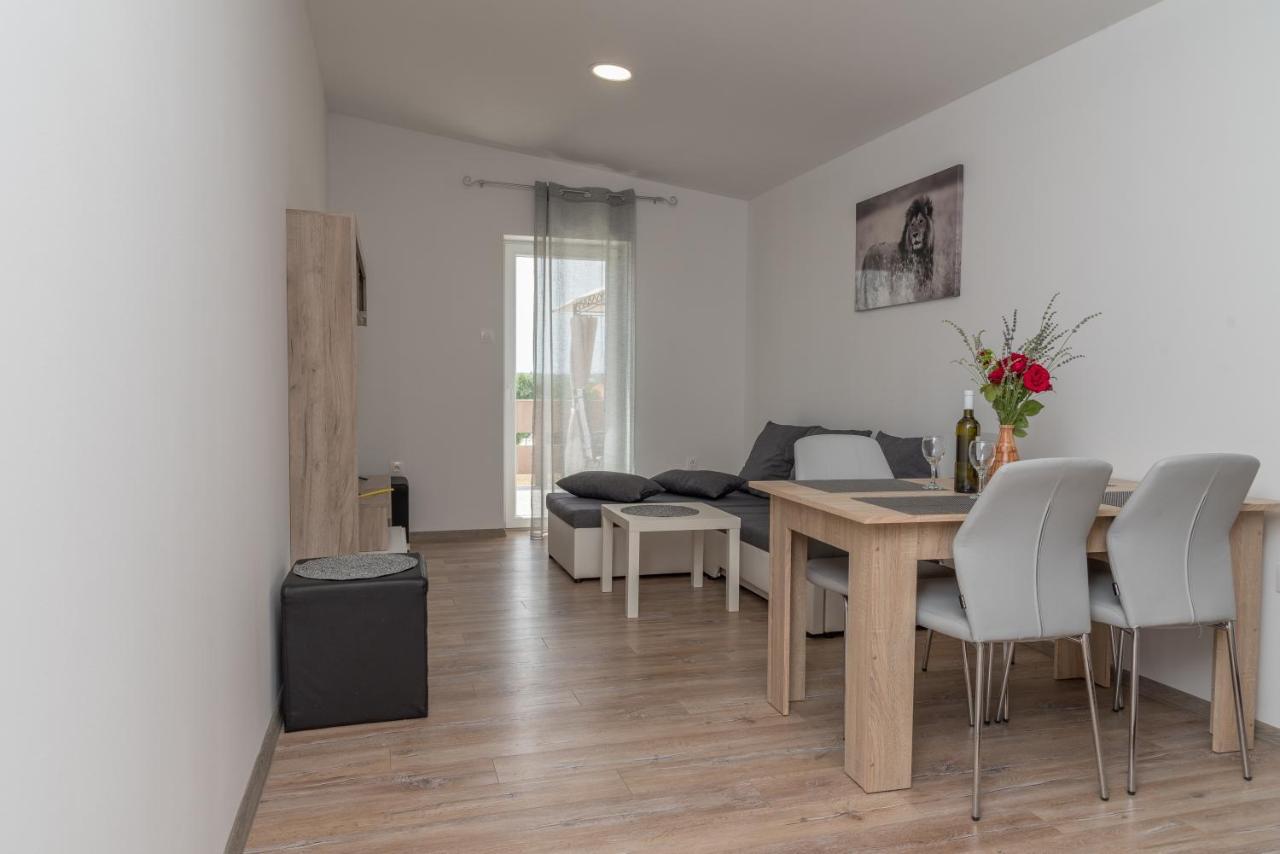 Apartmani Krzak Nin Extérieur photo