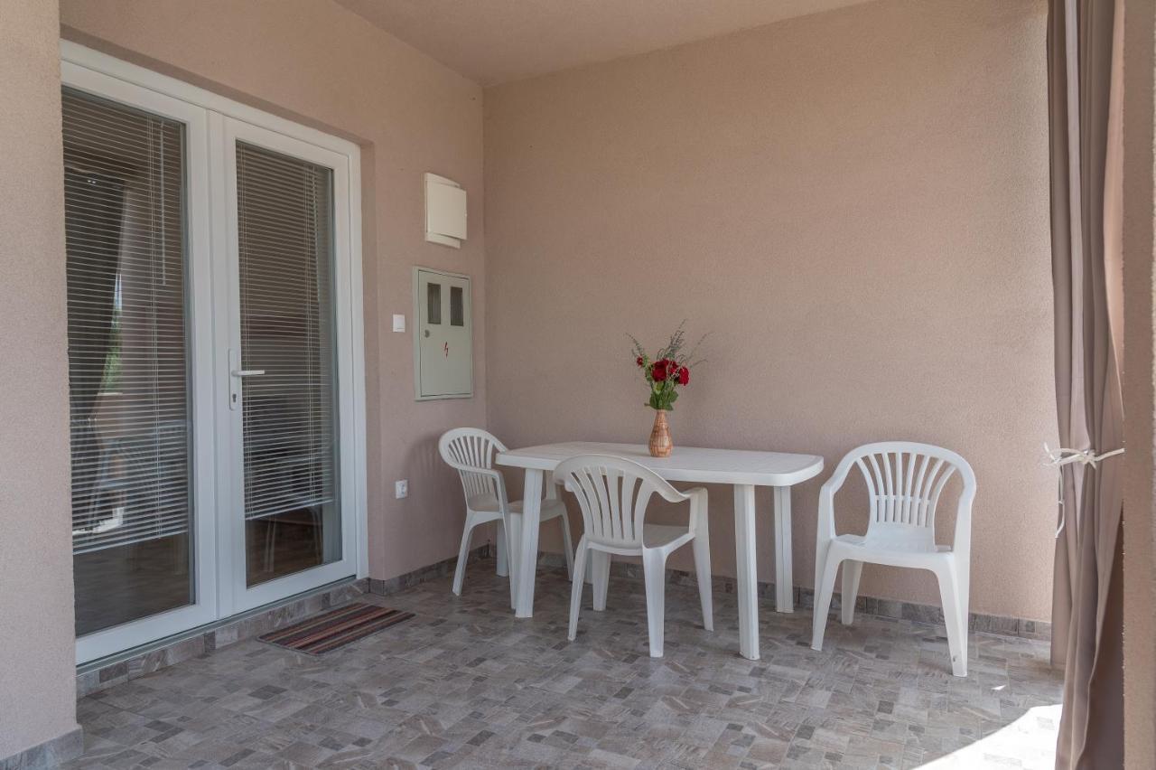 Apartmani Krzak Nin Extérieur photo