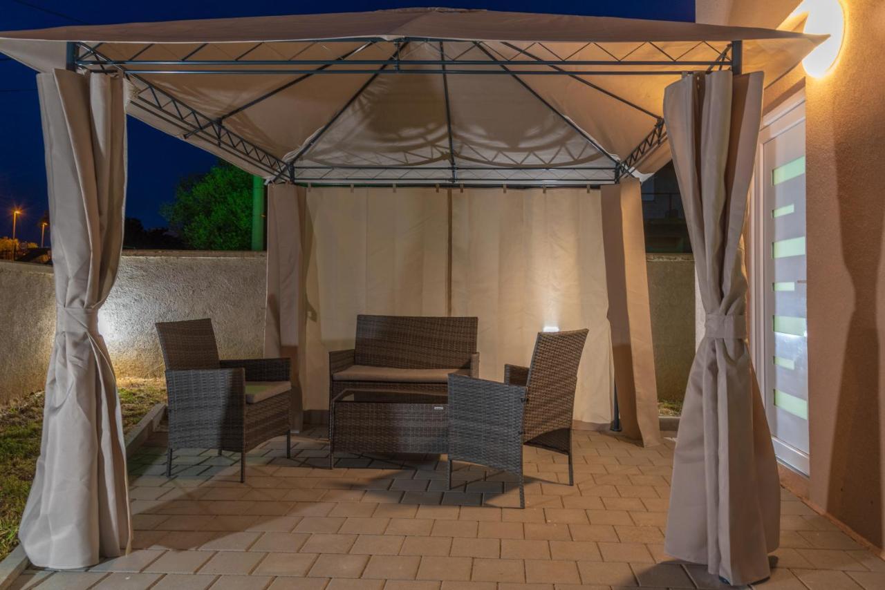 Apartmani Krzak Nin Extérieur photo