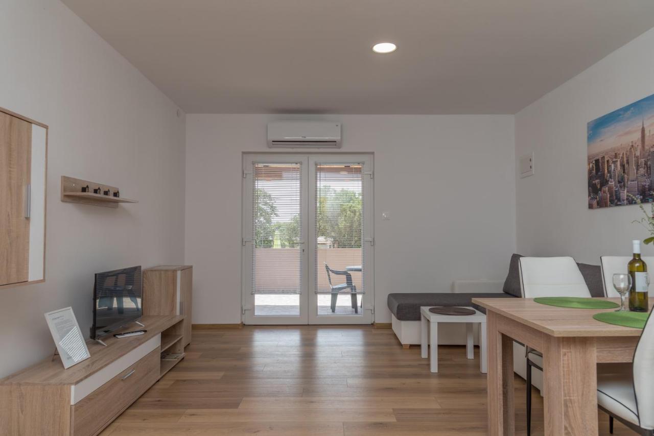 Apartmani Krzak Nin Extérieur photo