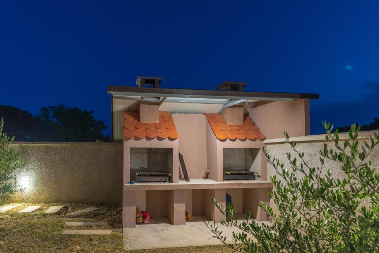 Apartmani Krzak Nin Extérieur photo